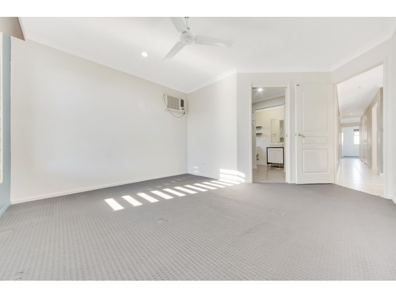 26 WYARA CLOSE, Clinton QLD 4680