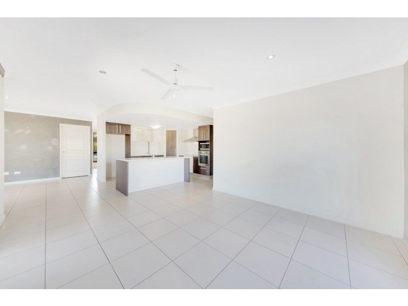 26 WYARA CLOSE, Clinton QLD 4680