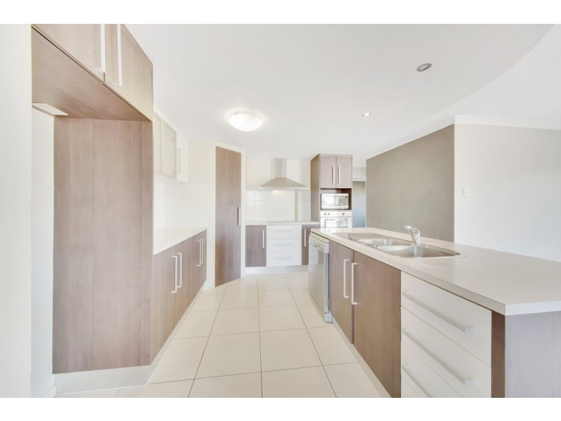 26 WYARA CLOSE, Clinton QLD 4680