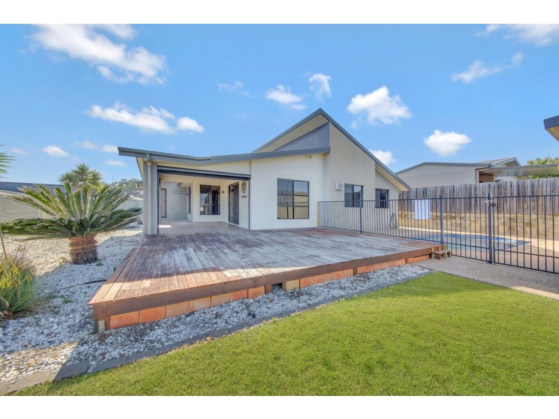 26 WYARA CLOSE, Clinton QLD 4680