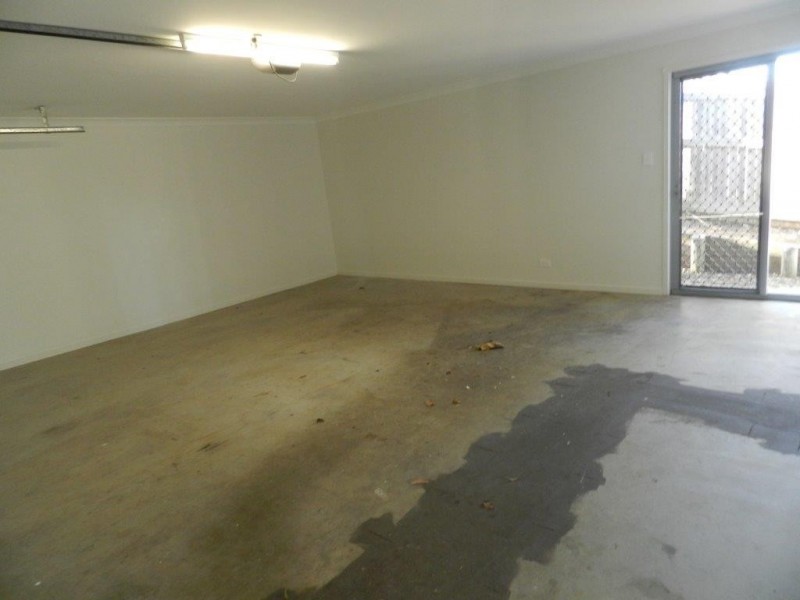 2/9 Gumnut  Place, Kirkwood QLD 4680