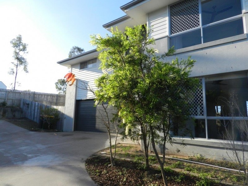 2/9 Gumnut  Place, Kirkwood QLD 4680