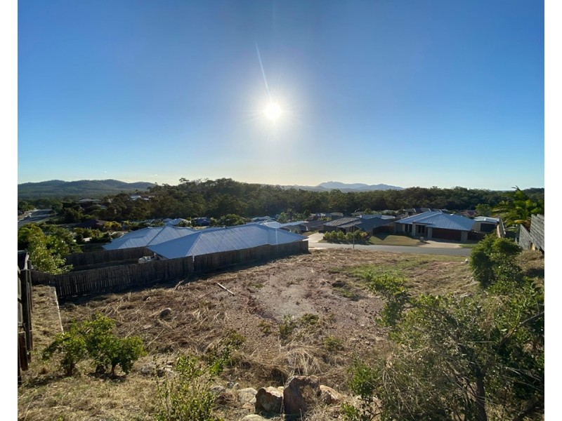 12 Cressbrook Street, Clinton QLD 4680