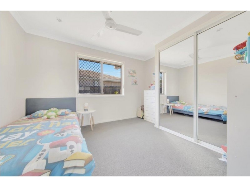 14 DAINTREE BOULEVARD, New Auckland QLD 4680