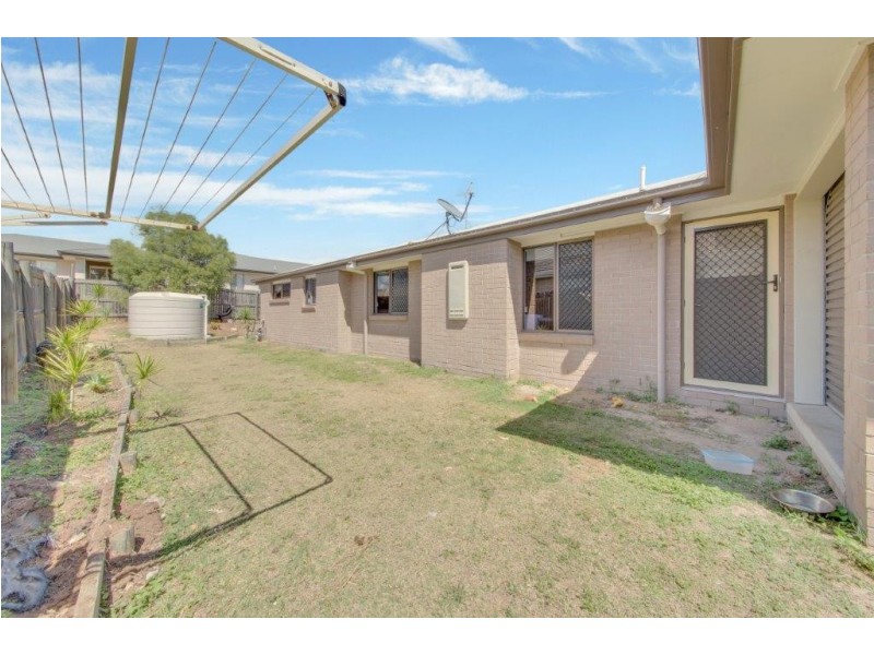 14 DAINTREE BOULEVARD, New Auckland QLD 4680