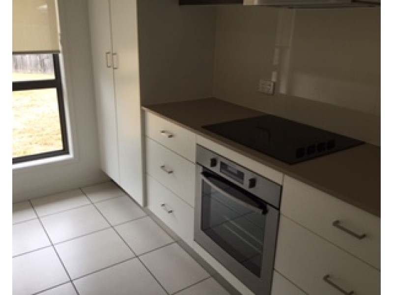 17 TELOPEA PLACE, Kirkwood QLD 4680