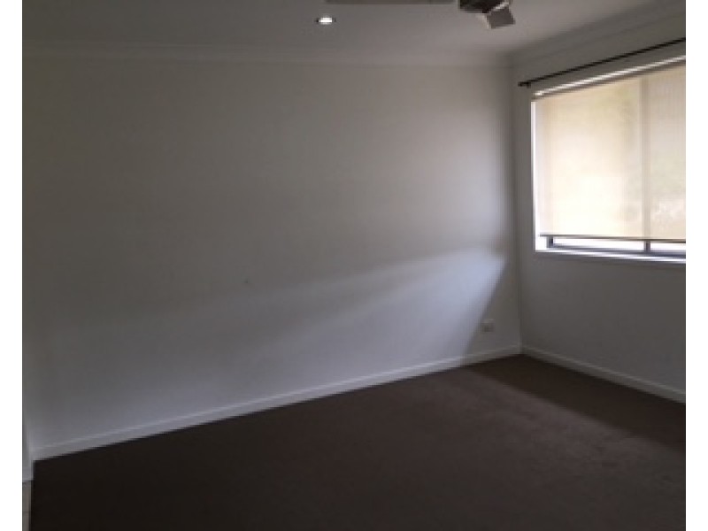 17 TELOPEA PLACE, Kirkwood QLD 4680