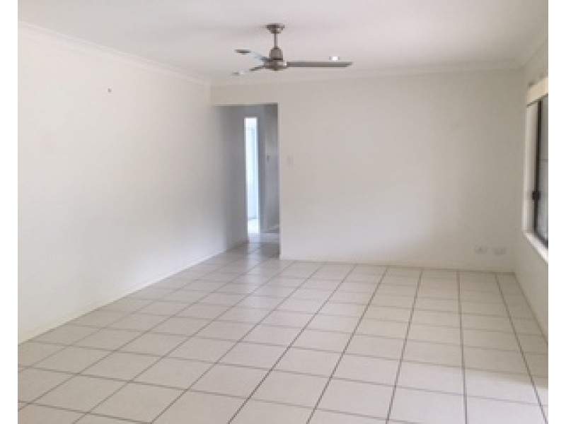 17 TELOPEA PLACE, Kirkwood QLD 4680