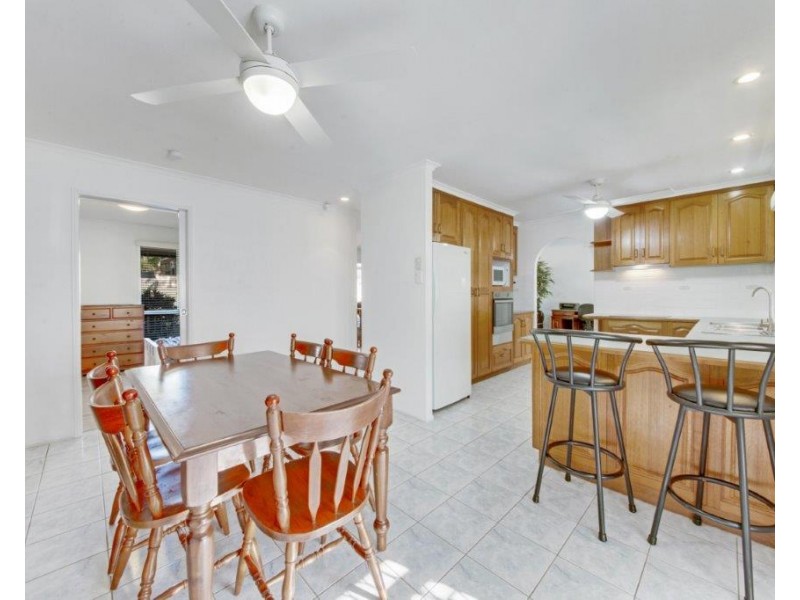 2 GEOFFREY THOMAS DRIVE, Tannum Sands QLD 4680