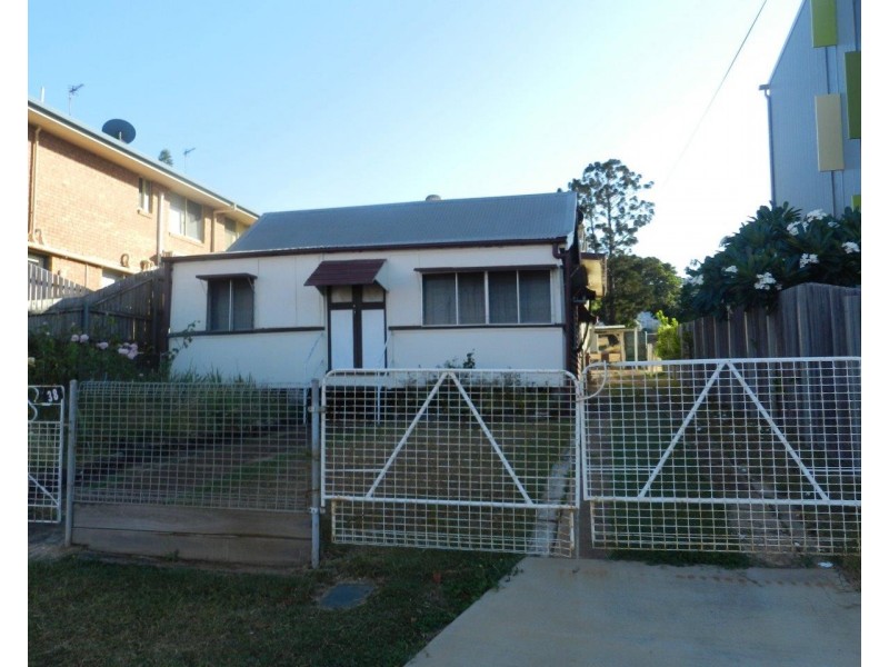 38 GLENLYON STREET, Gladstone QLD 4680