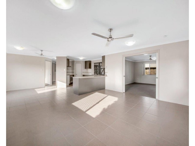 6 Hatfree Court, Calliope QLD 4680