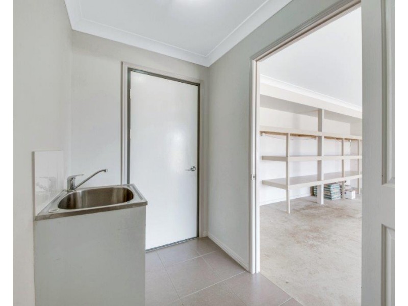 6 Hatfree Court, Calliope QLD 4680