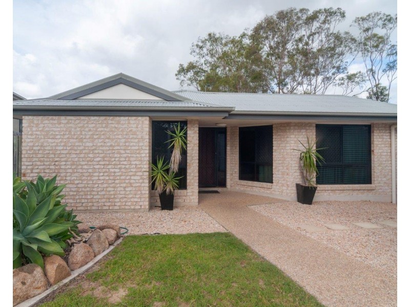 7 GLASSHOUSE PLACE, New Auckland QLD 4680