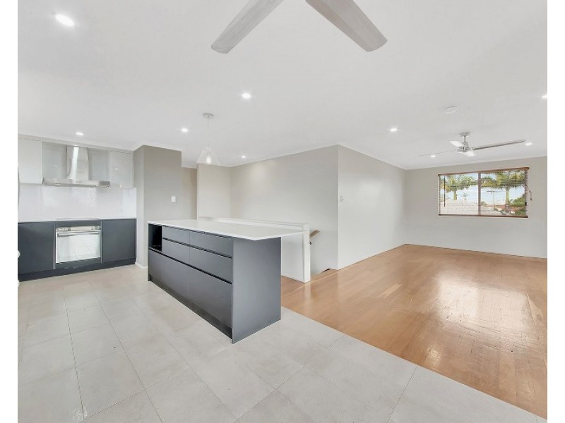 258 AUCKLAND STREET, South Gladstone QLD 4680