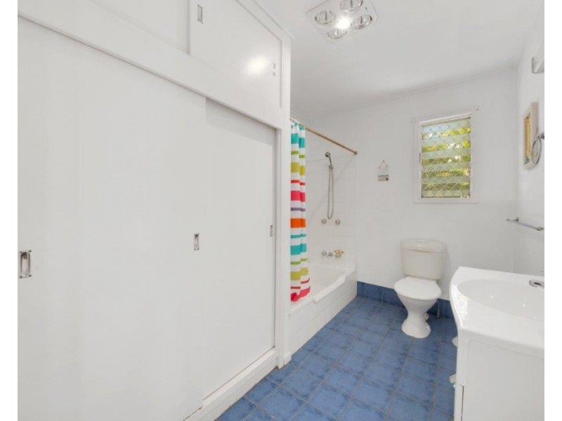 7 Vista Court, Barney Point QLD 4680