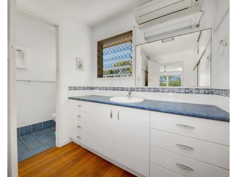 7 Vista Court, Barney Point QLD 4680