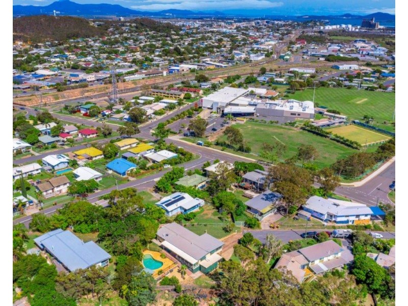 7 Vista Court, Barney Point QLD 4680
