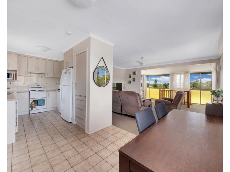 16 HARRIER AVENUE, New Auckland QLD 4680