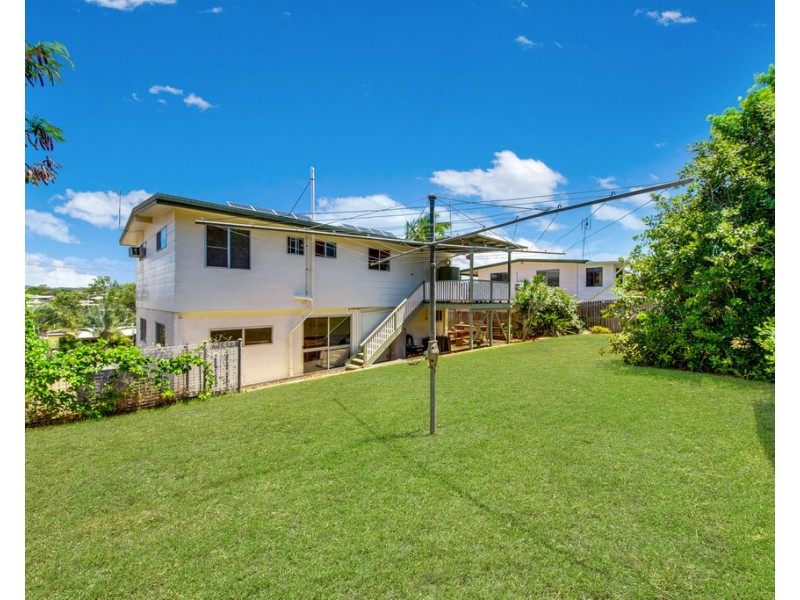 16 HARRIER AVENUE, New Auckland QLD 4680