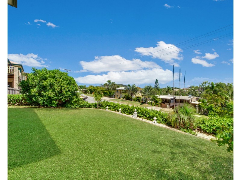 16 HARRIER AVENUE, New Auckland QLD 4680