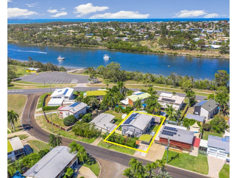 30 ALEXANDER STREET, Boyne Island QLD 4680