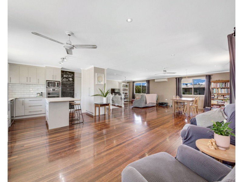 30 ALEXANDER STREET, Boyne Island QLD 4680