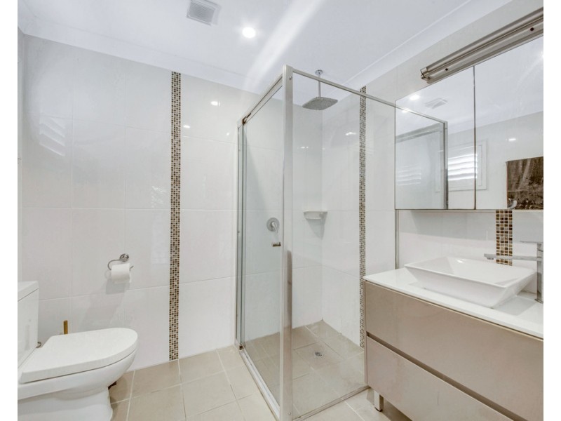 30 ALEXANDER STREET, Boyne Island QLD 4680