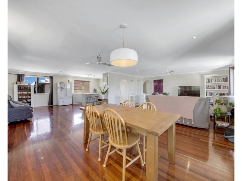 30 ALEXANDER STREET, Boyne Island QLD 4680