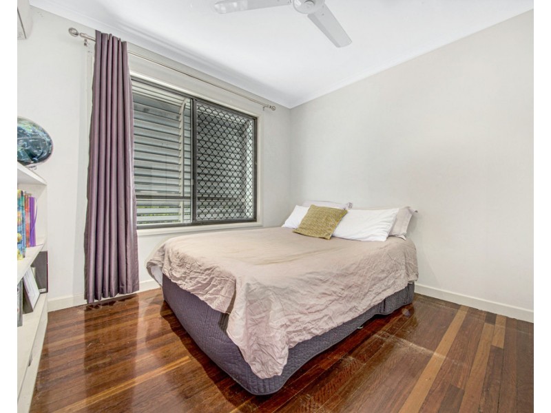 30 ALEXANDER STREET, Boyne Island QLD 4680