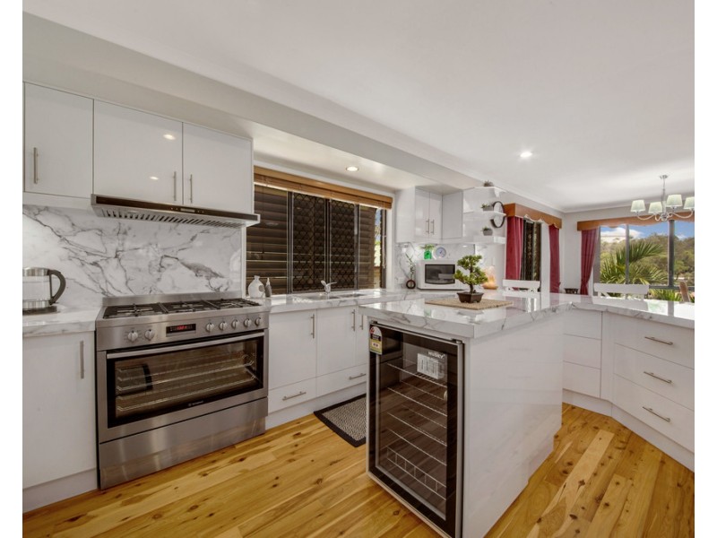 16 LAKEFIELD COURT, South Gladstone QLD 4680