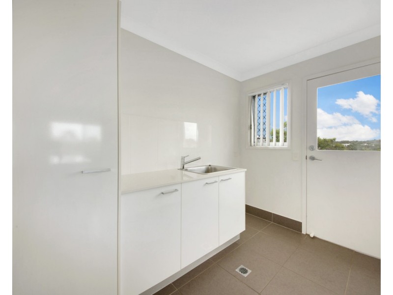 13 FLOREY PLACE, Kirkwood QLD 4680