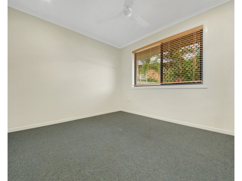 2 KERRY COURT, New Auckland QLD 4680