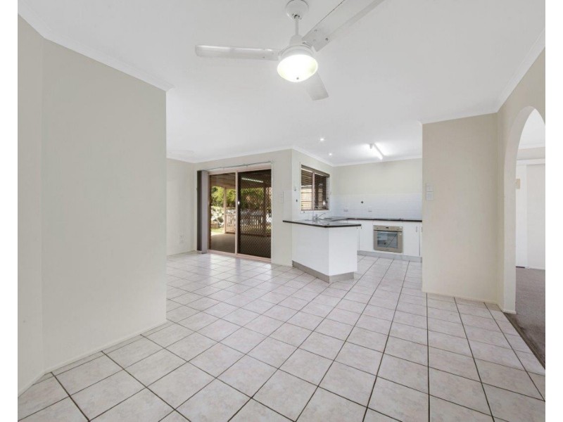 59 KEPPEL AVENUE, Clinton QLD 4680
