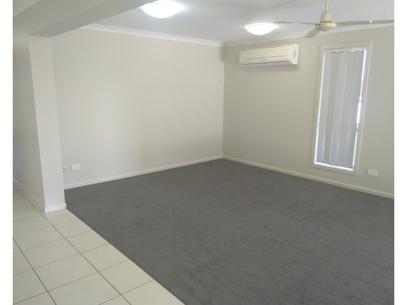 79 DAINTREE BOULEVARD, New Auckland QLD 4680