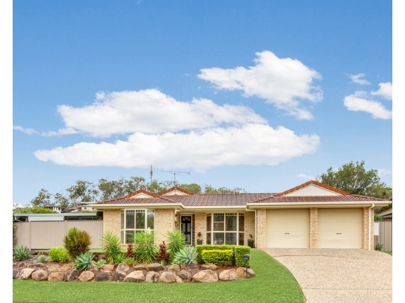 4 Somerset Close, Clinton QLD 4680