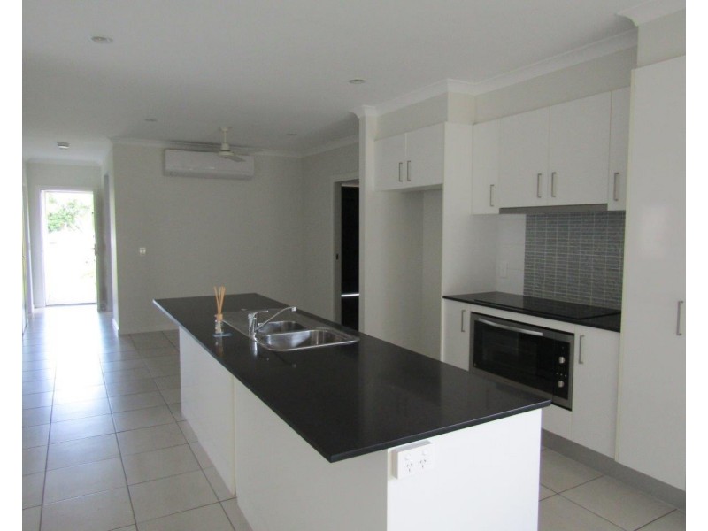 16 BUCHANEN STREET, Boyne Island QLD 4680