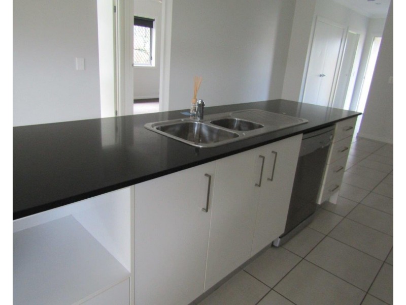 16 BUCHANEN STREET, Boyne Island QLD 4680