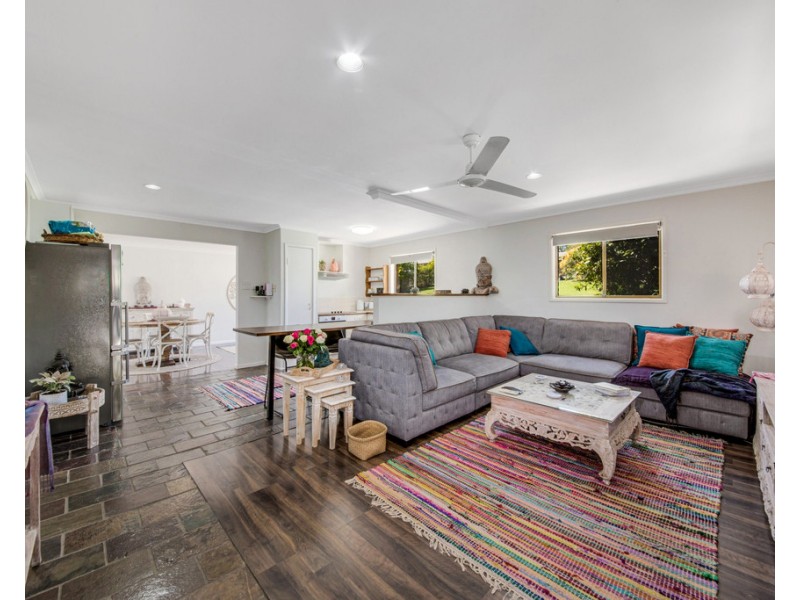 17 Mycumbene Way, Glen Eden QLD 4680
