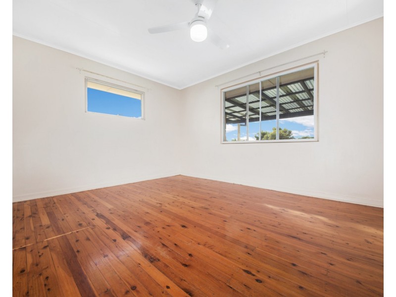 23 McCray Street, Barney Point QLD 4680