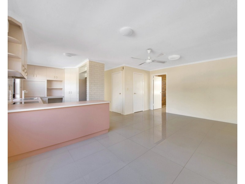 18 ORMISTON STREET, Clinton QLD 4680