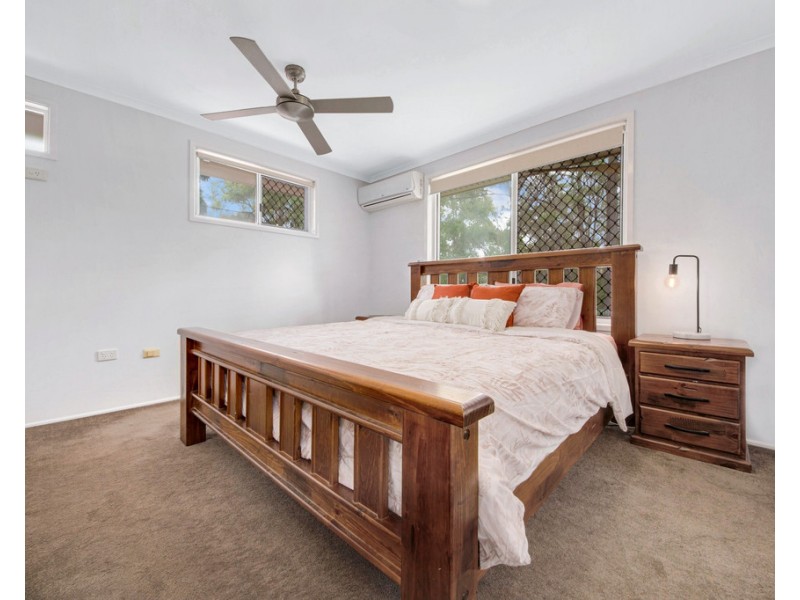 18 Woollybutt Street, New Auckland QLD 4680