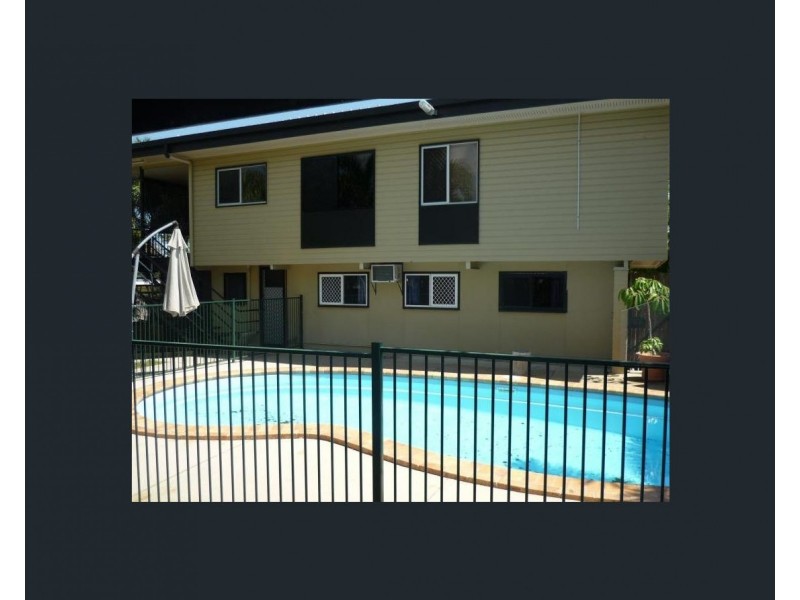 19 SMITH STREET, West Gladstone QLD 4680