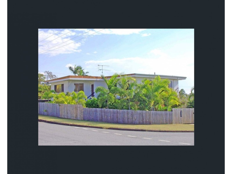 19 SMITH STREET, West Gladstone QLD 4680