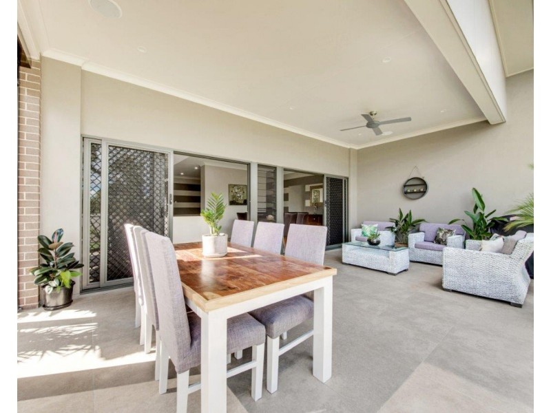 21 CASTLE TOWER TERRACE, New Auckland QLD 4680