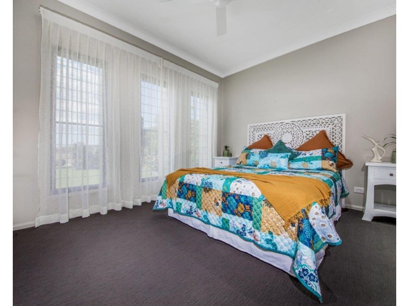 21 CASTLE TOWER TERRACE, New Auckland QLD 4680
