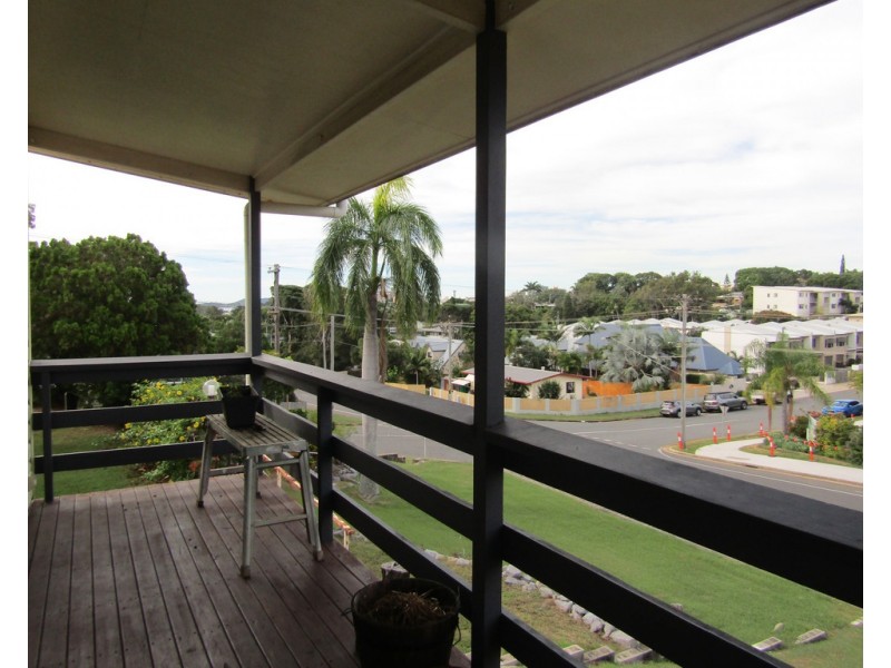 35 ROSSELLA STREET, West Gladstone QLD 4680
