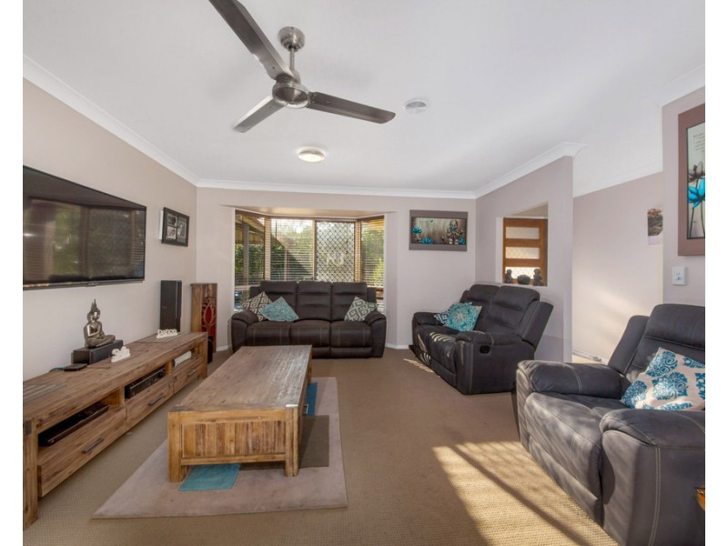 39 PENDA AVENUE, New Auckland QLD 4680