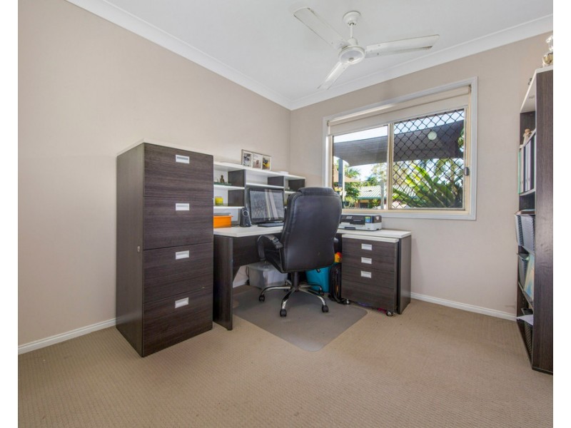 39 PENDA AVENUE, New Auckland QLD 4680