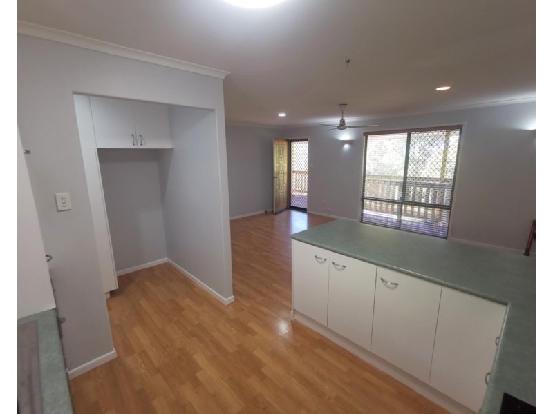 2/50 OXLEY DRIVE, South Gladstone QLD 4680