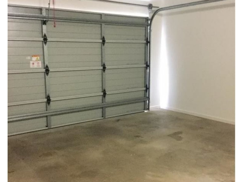 16 Sundew, New Auckland QLD 4680